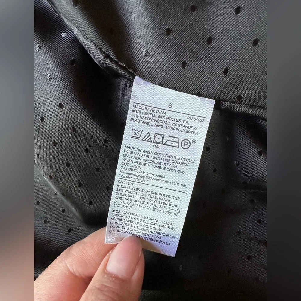 Banana Republic black long & lean blazer - Picture 7 of 9